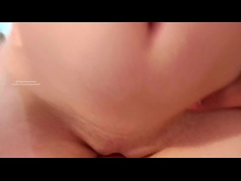 ❤️ Ich schlafe im Zimmer meiner Schwester und bin so aufgewacht ❤ Anal video bei uns ❤