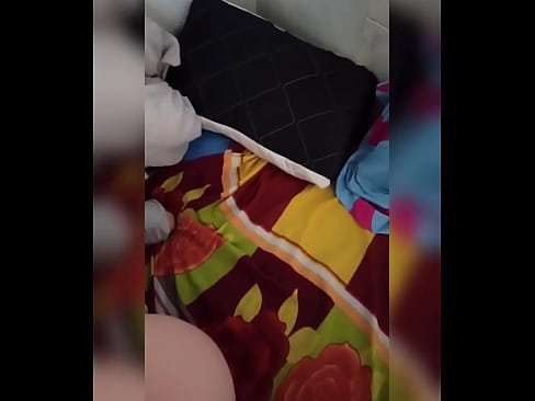 ❤️ Meine Mitbewohnerin bleibt allein zu Hause, weil ihr Mann in den Urlaub fährt und ich nutze die Gelegenheit, sie zu ficken und ihren Arsch mit Milch zu füllen ❤ Anal video bei uns ❤